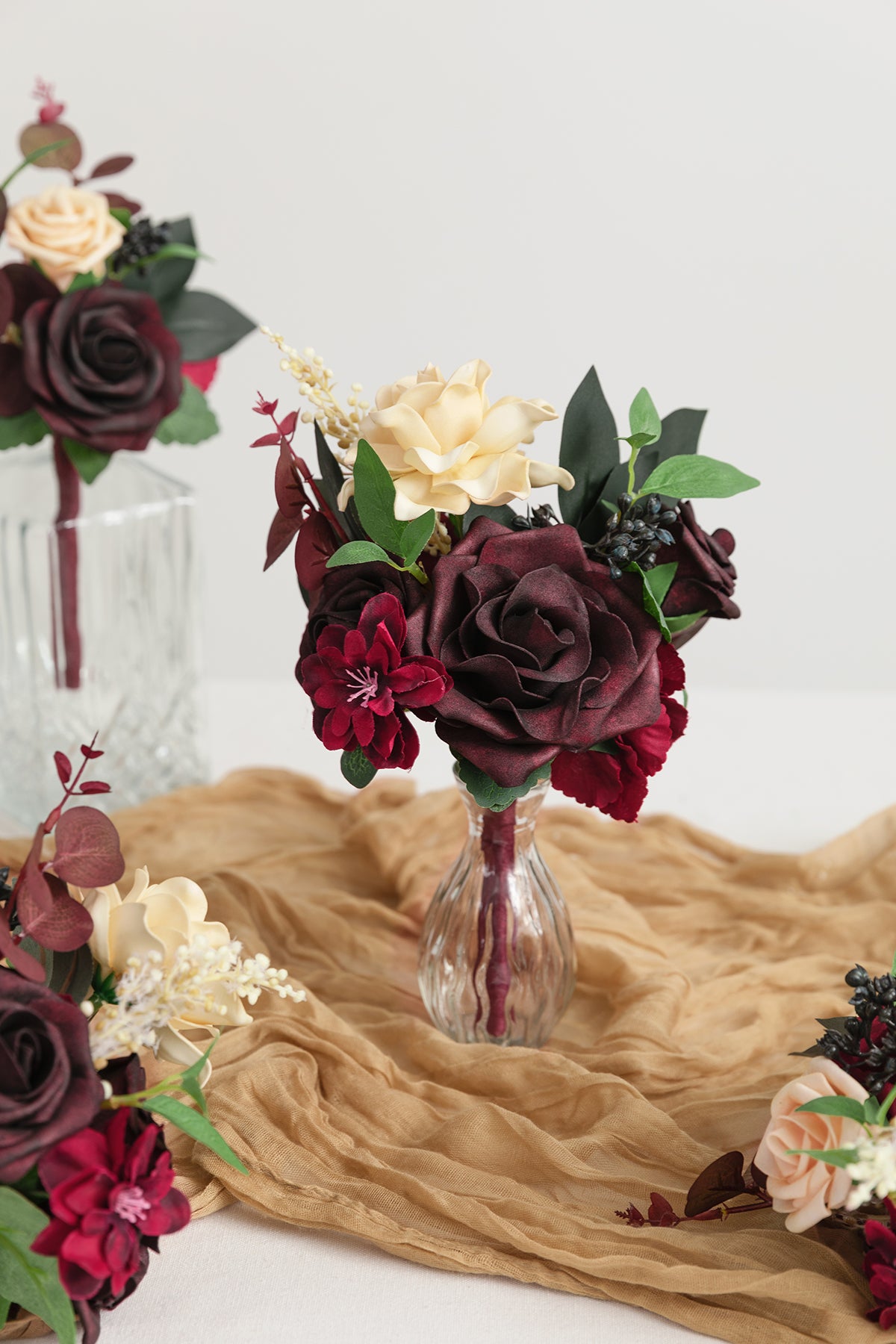 Mini Premade Flower Centerpiece Set in Black Baccara