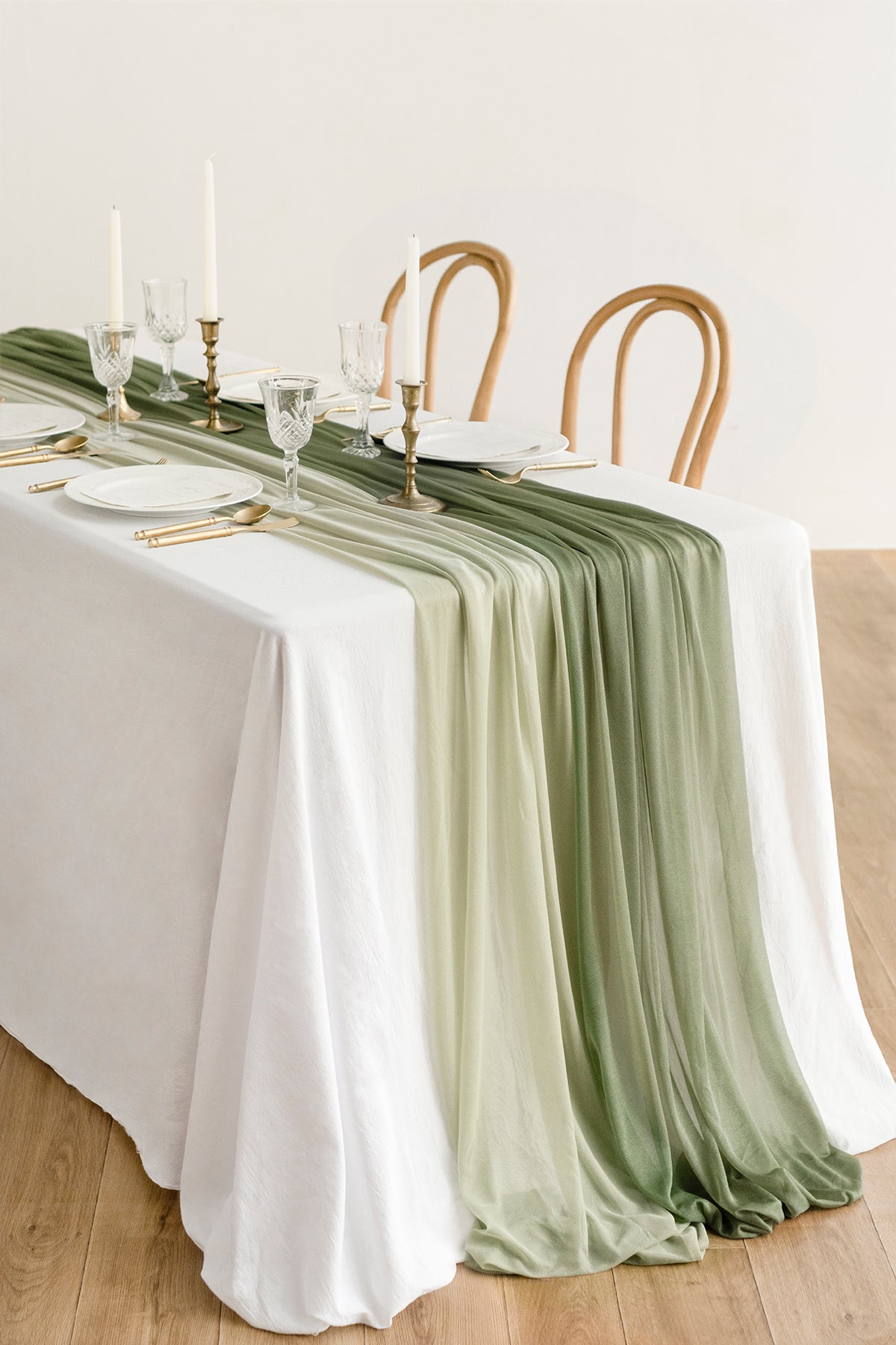 Pearl and Tulle Table Runner