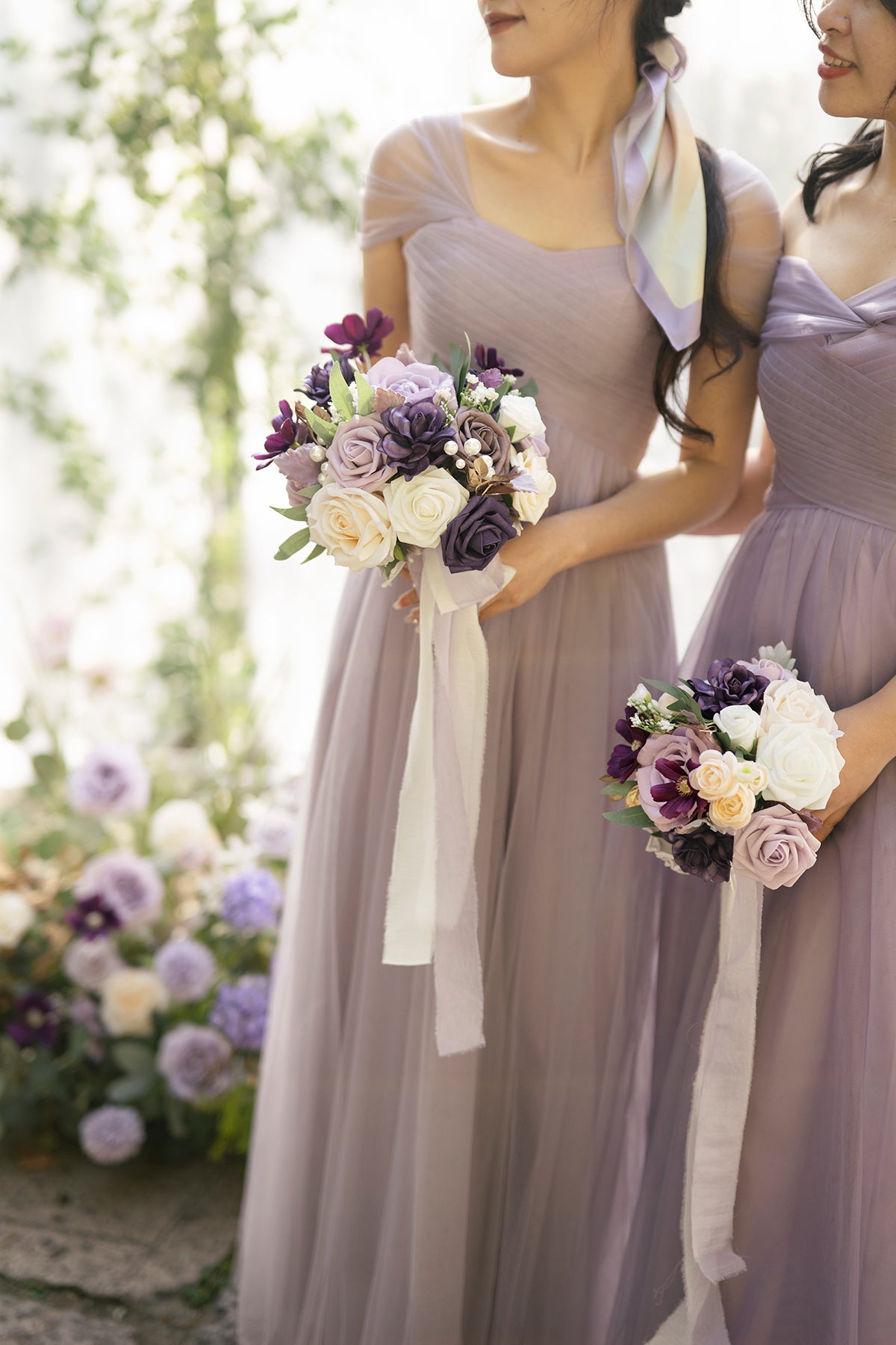 Maid of Honor & Bridesmaid Bouquets in Lilac & Gold