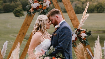 Ashleigh & Pete’s Rustic Outdoor Terracotta Wedding