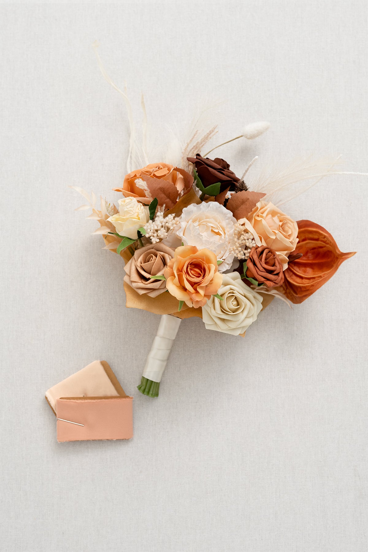 Free-Form Bridesmaid Bouquets in Rust & Sepia