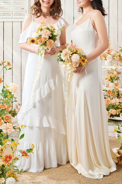 Round Bridesmaid Bouquets in Sunflower & Peach | Clearance