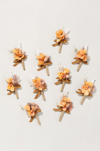 Boutonnieres for Guests in Rust & Sepia