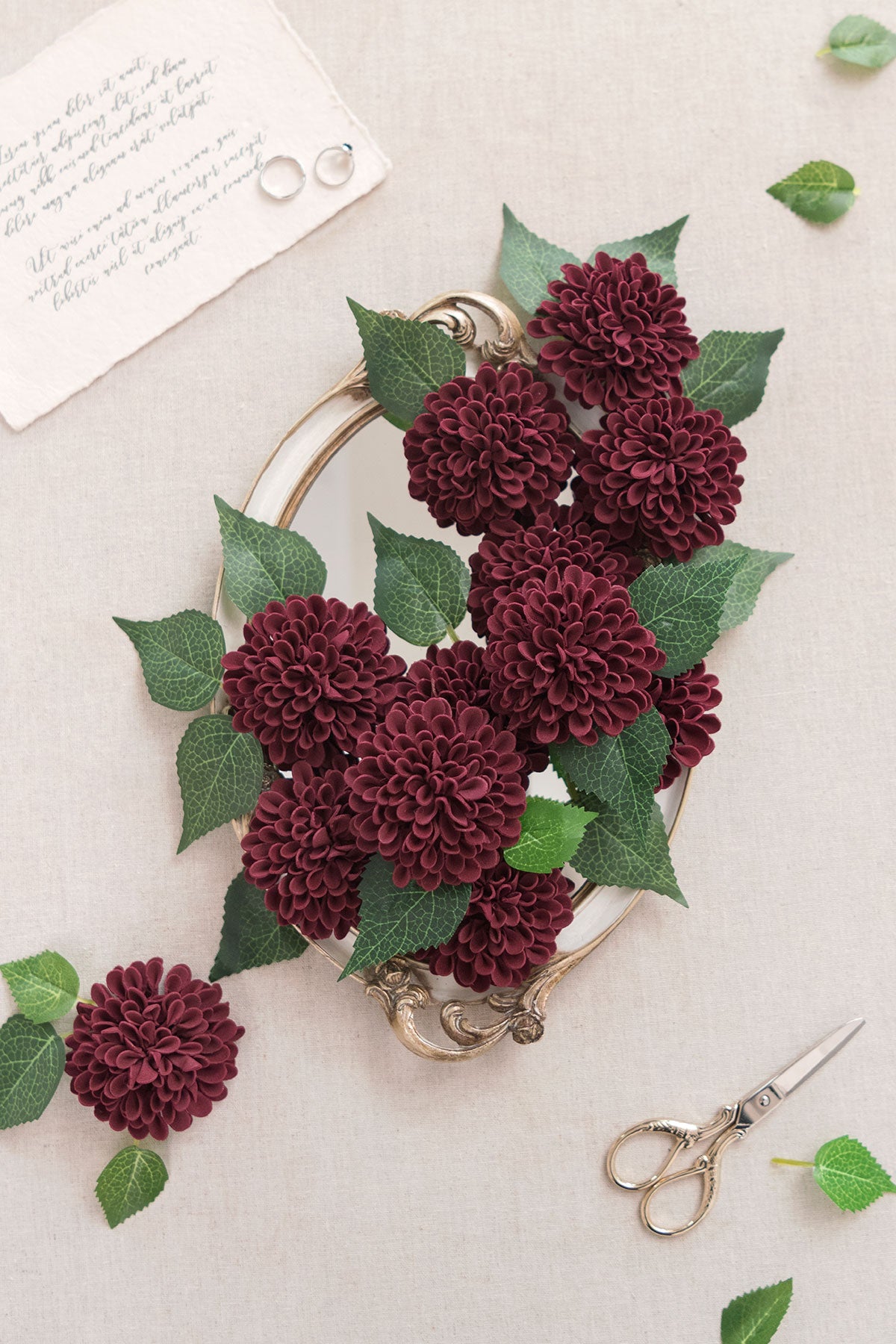 DIY Supporting Flower Boxes in Foam Burgundy Dahlia (25pcs)