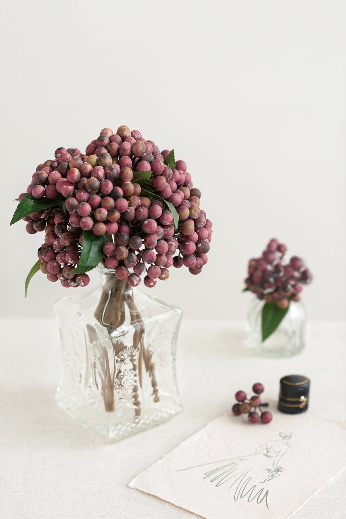 10pcs Berries with Stem - 4 Colors