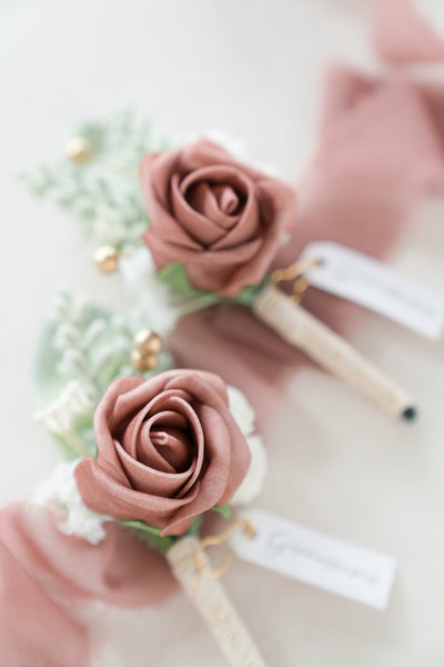 Spend $199 – Get 1 FREE Boutonniere（Set of 2）