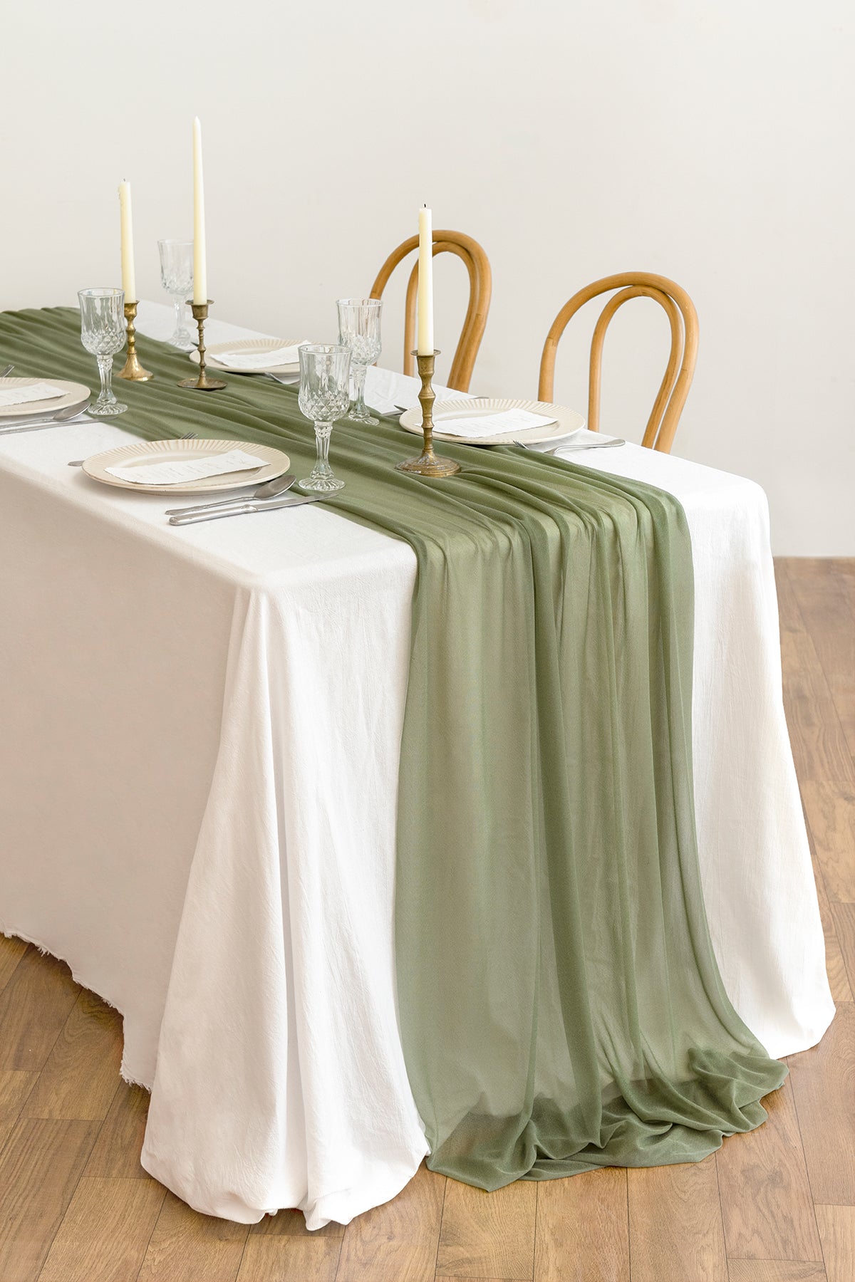 Table Linens in White & Green Colors