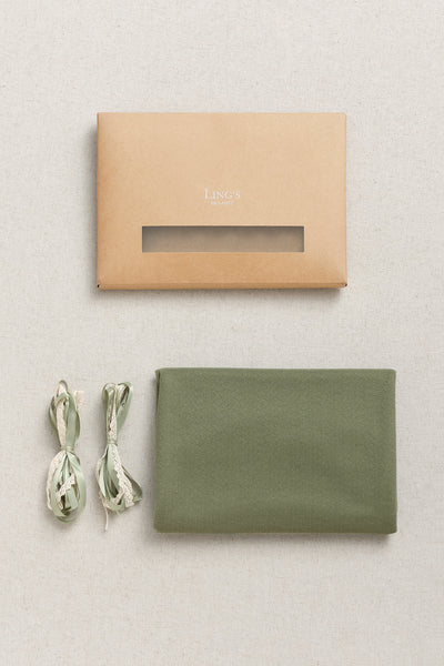 Table Linens in White & Green Colors