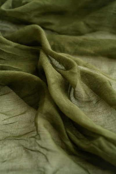 Table Linens in White & Green Colors