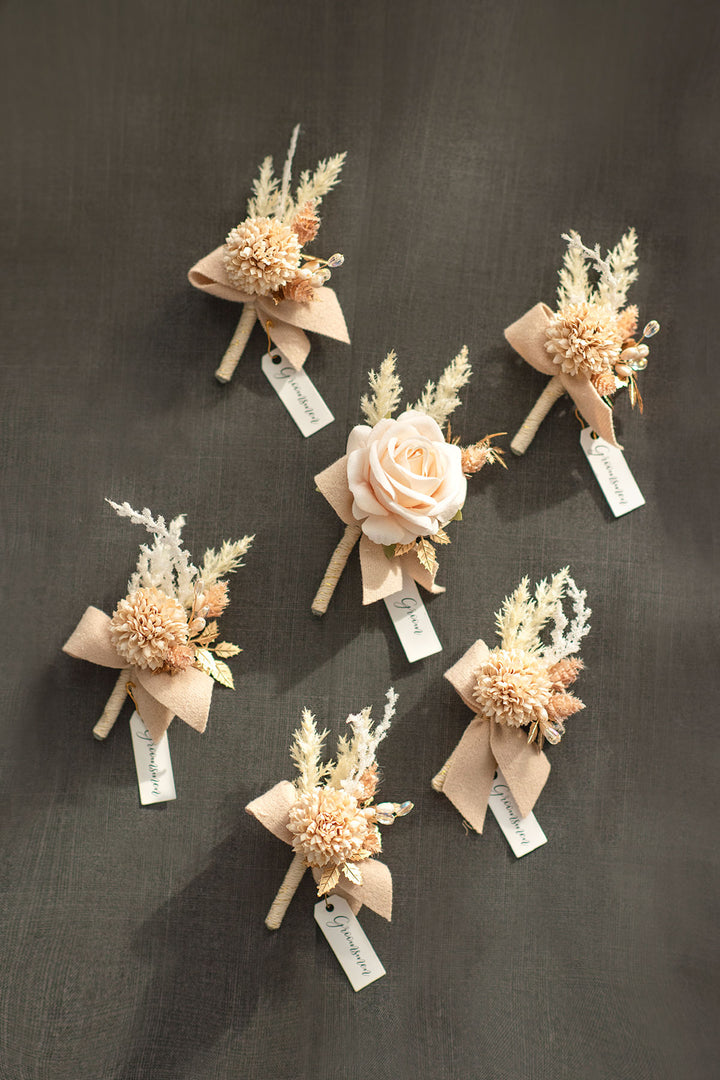 Boutonnieres in White & Beige (Set of 6)