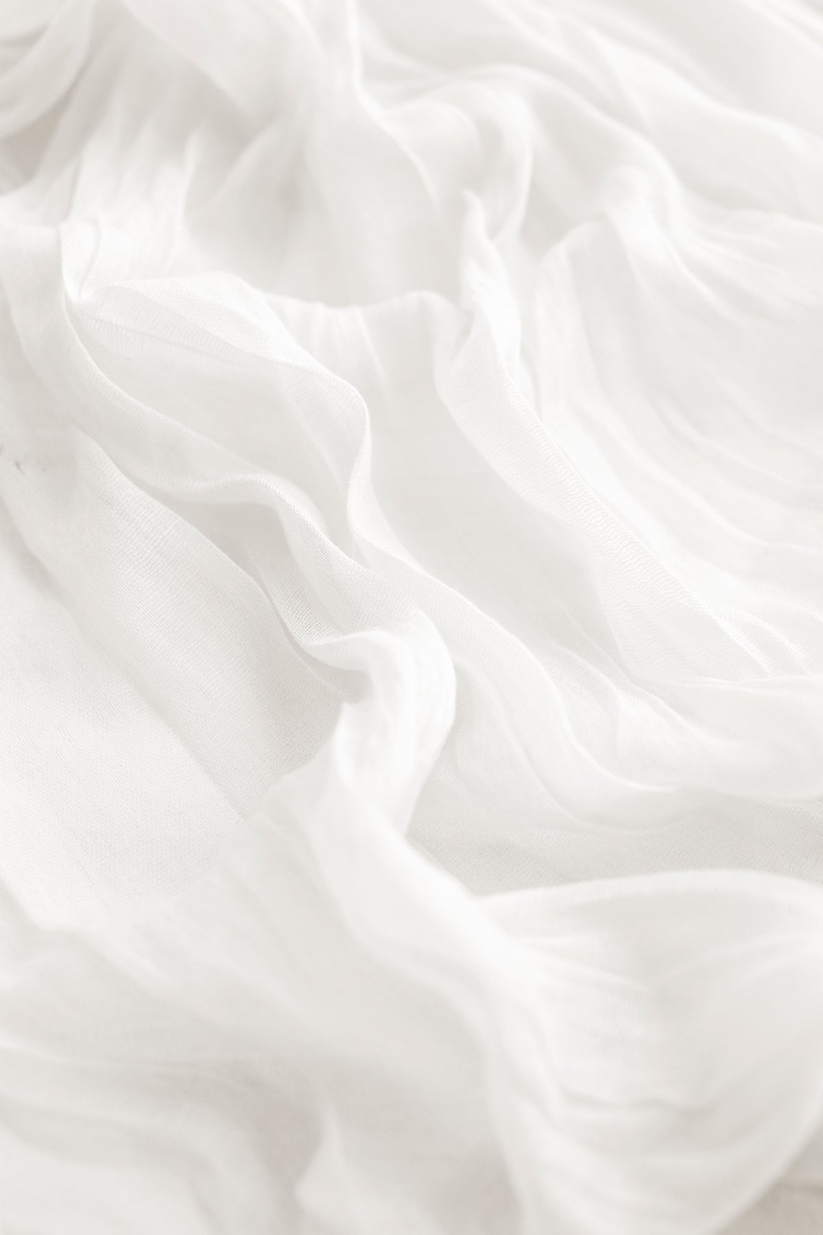 Table Linens in White & Green Colors