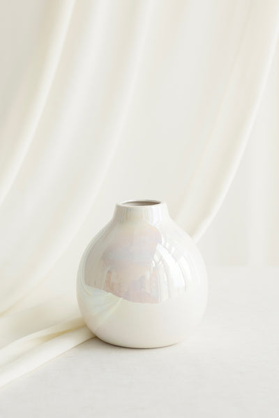 Round Ceramic Vase in Pearl White