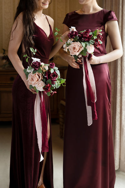 Bridesmaid Posy in Romantic Marsala