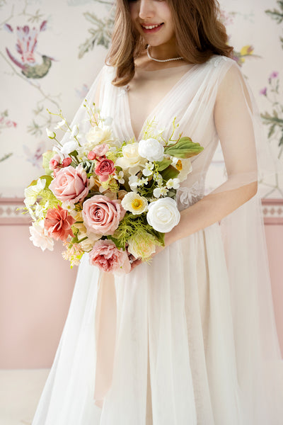 Small Free-Form Bridal Bouquet in Garden Blush
