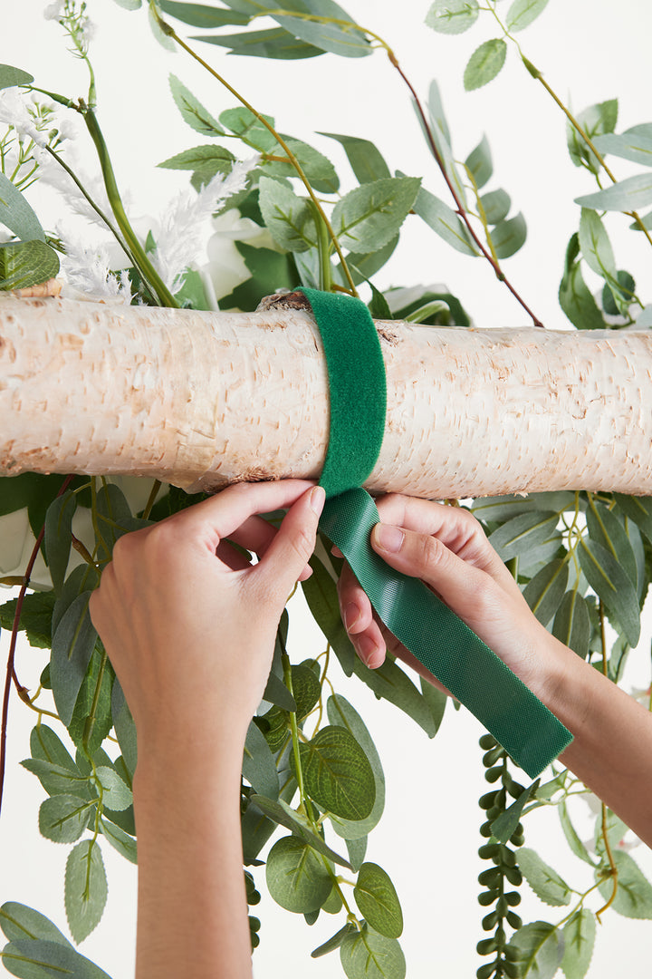 6.5ft Flower Garland in White & Sage - Image 3
