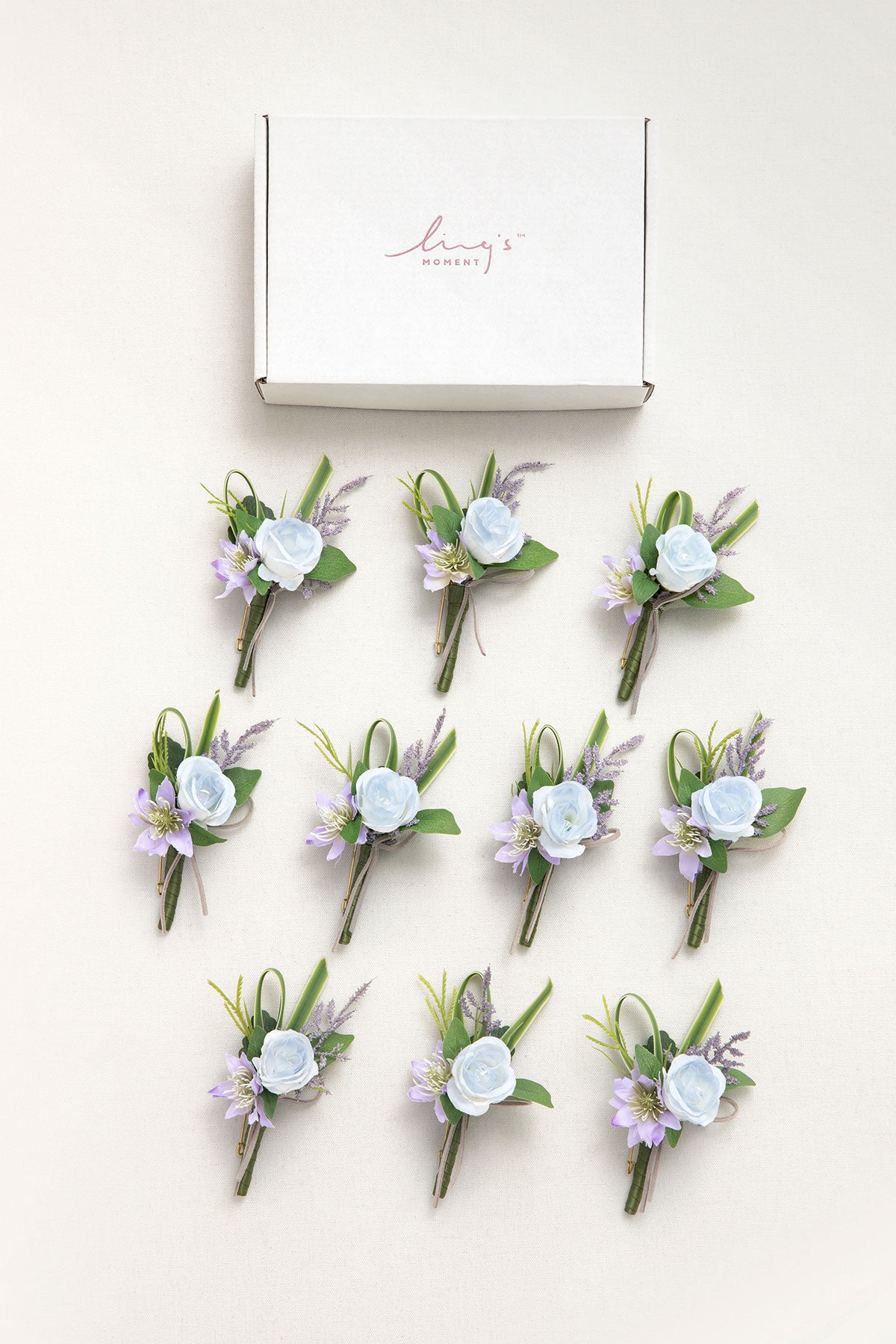Boutonnieres for Guests in Ethereal Purple Dream