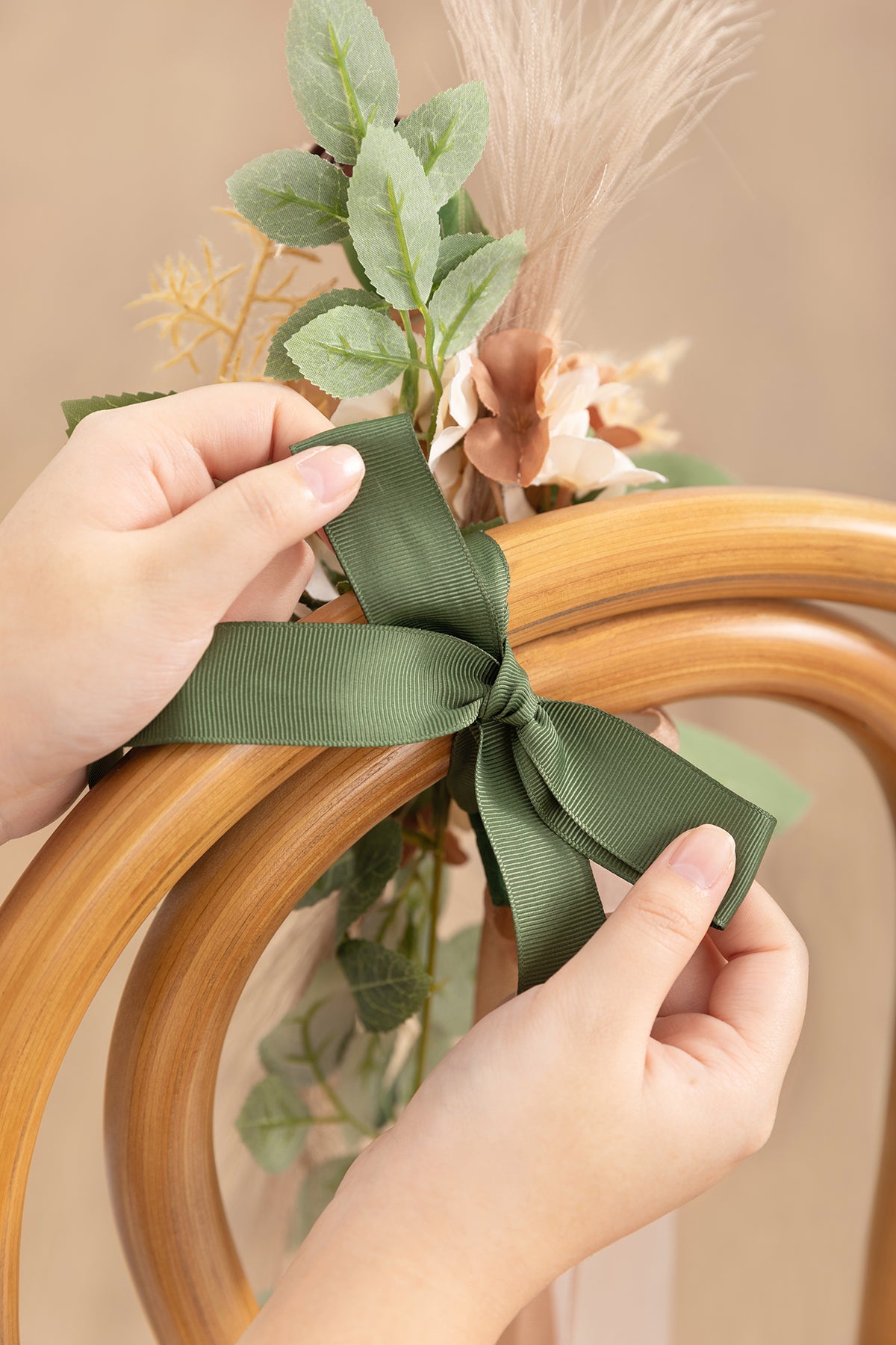 Aisle & Chair Decor in Beige & Sage - Image 9