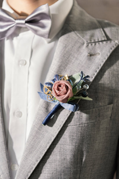 Boutonnieres in Dusty Rose & Navy