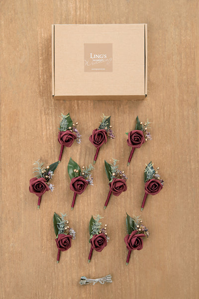 Boutonnieres for Guests in Burgundy