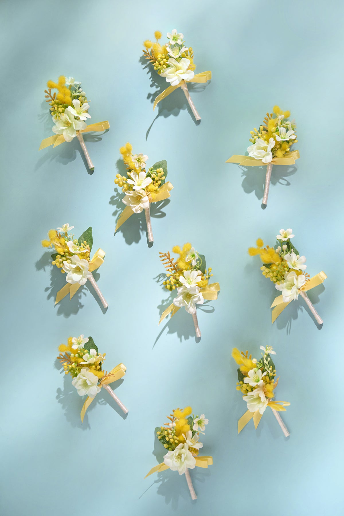 Boutonnieres for Guests in Lemonade Yellow