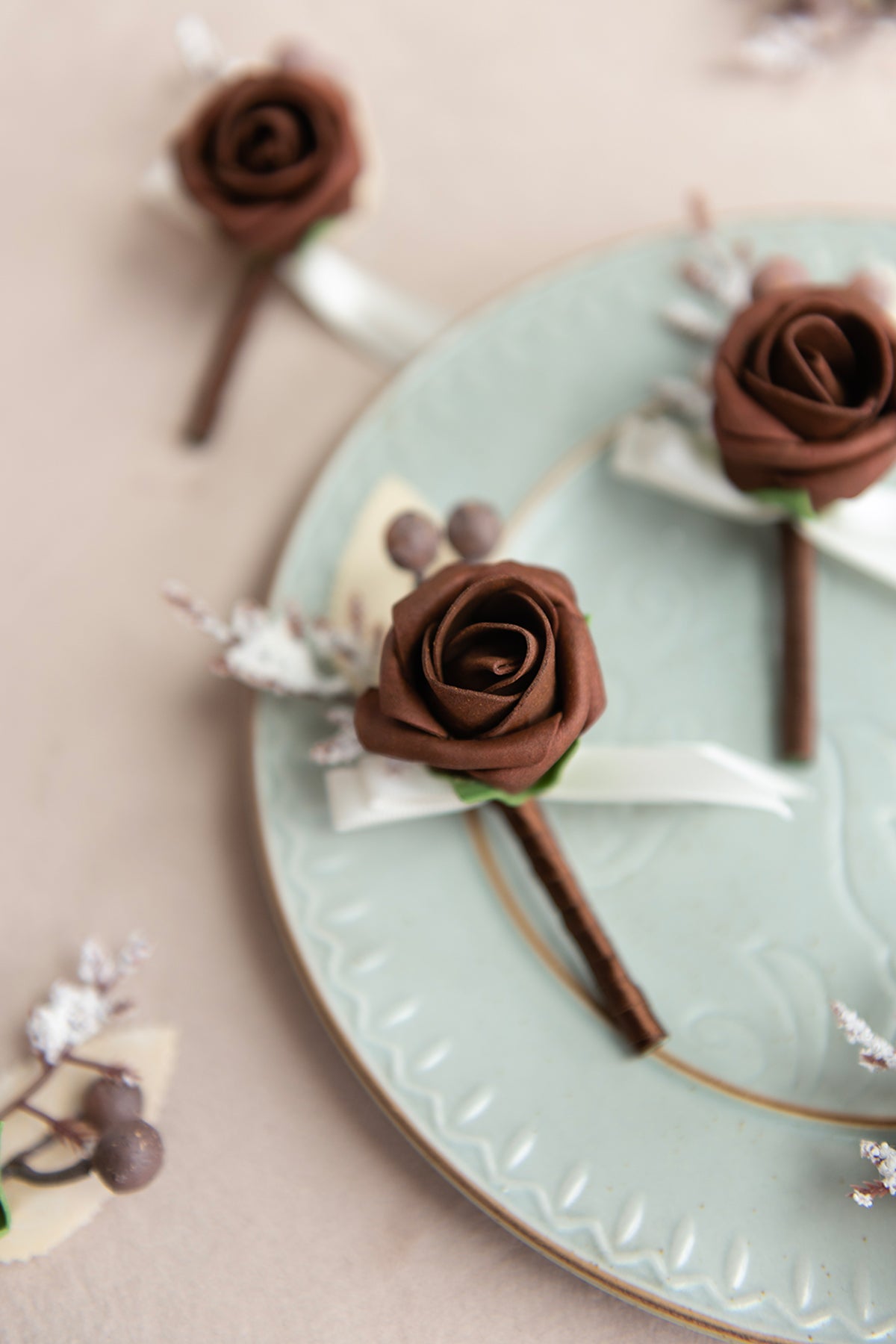 Boutonnieres for Guests in White & Beige | Clearance