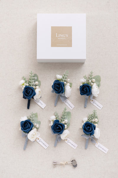 Boutonnieres in Noble Navy Blue