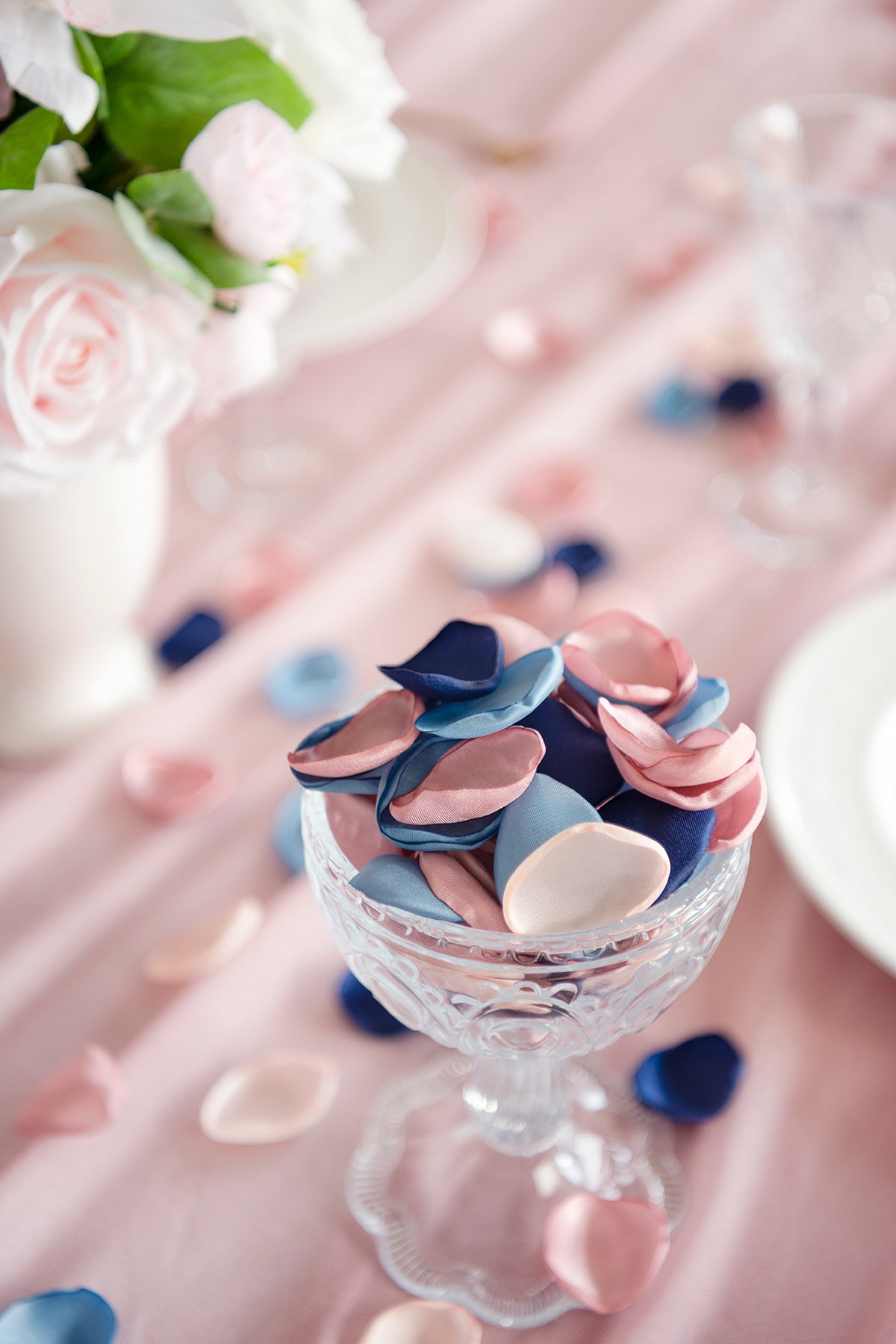 Silk Rose Petals in Blush & Pink