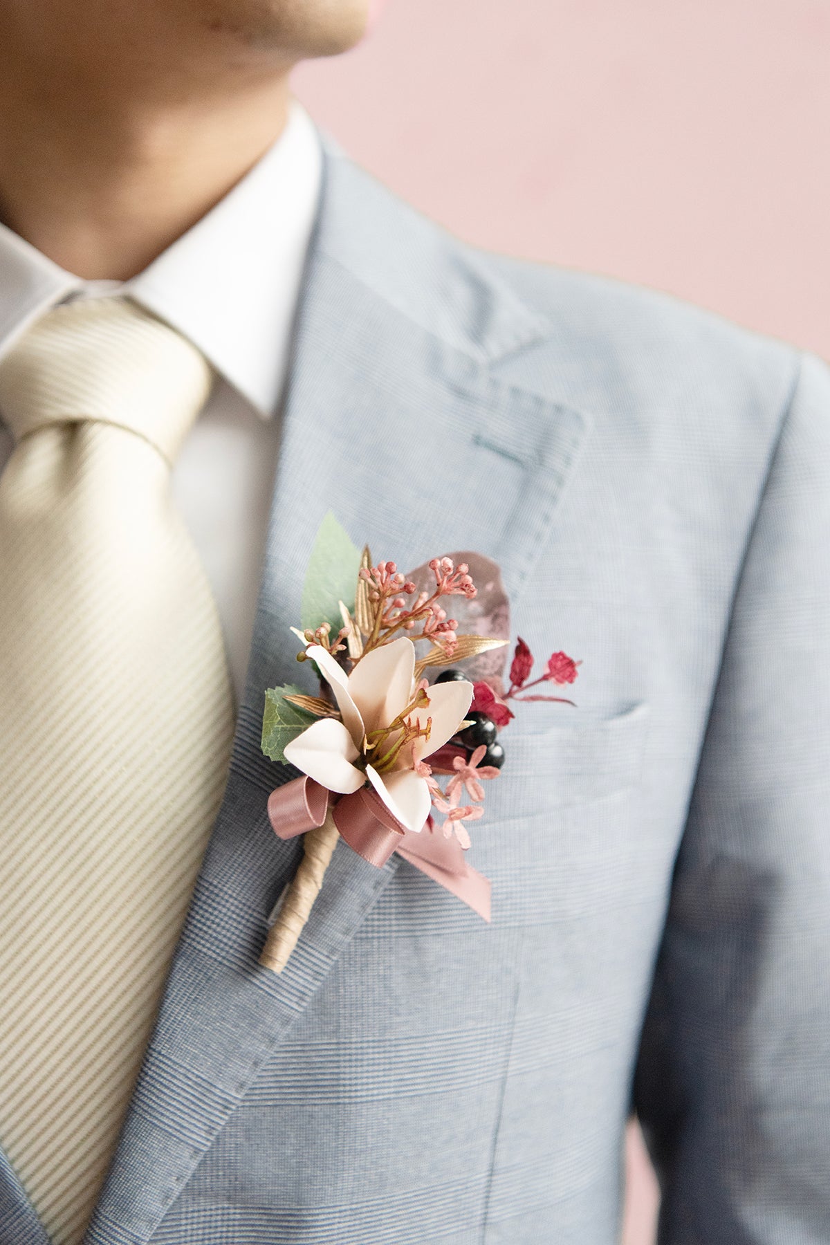 Boutonnieres for Guests in Dusty Rose & Mauve | Clearance