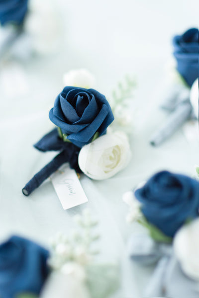 Boutonnieres in Noble Navy Blue