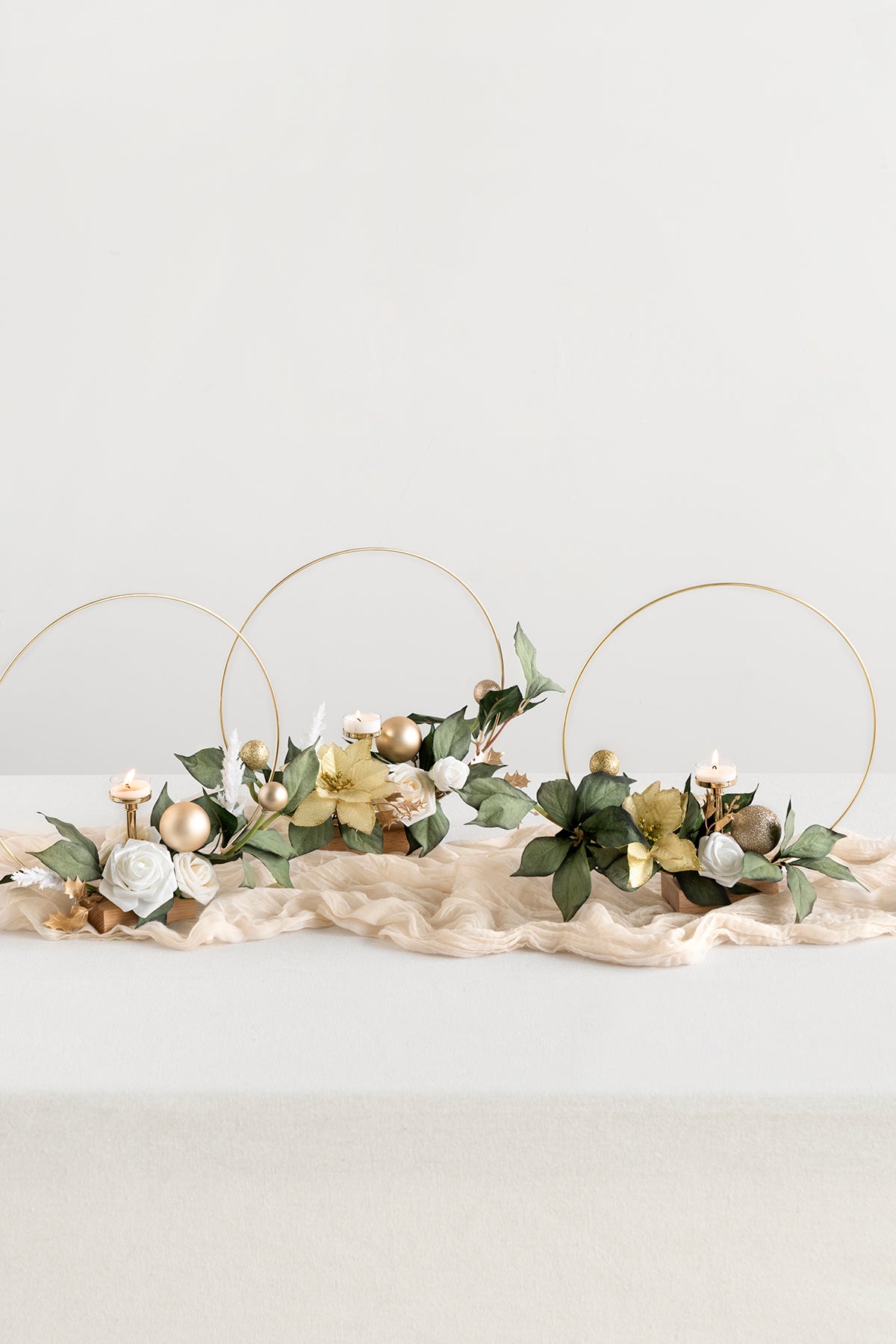 Wreath Hoop Centerpiece Set in Champagne Christmas