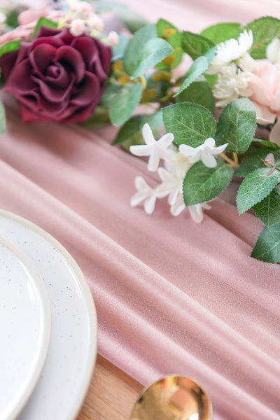 Romantic Sheer Table Runner 29“ w x 10ft/14ft