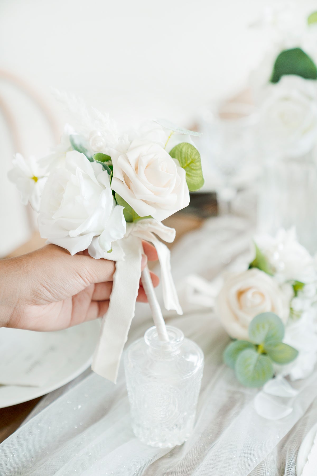 Mini Ready-to-Use Flower Centerpiece Set in White & Sage