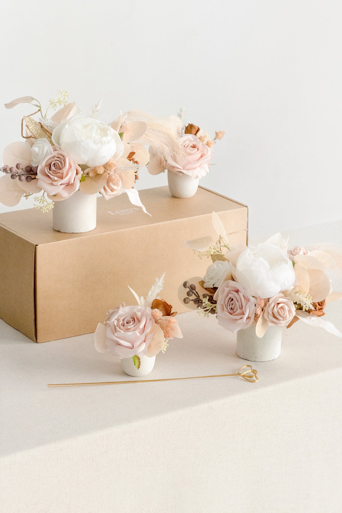 Assorted Floral Centerpiece Set in White & Beige