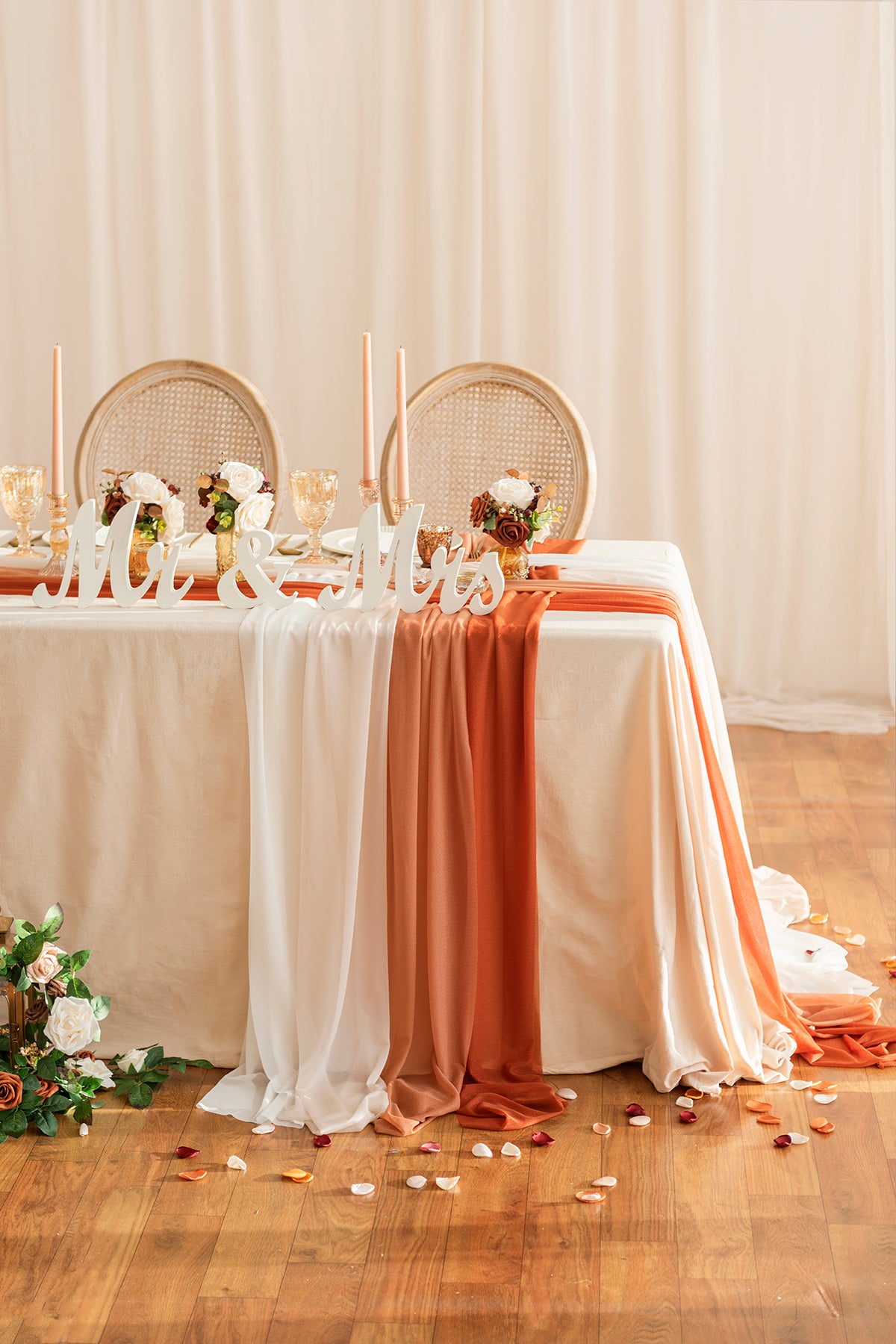 Table linens in Sunset Terracotta