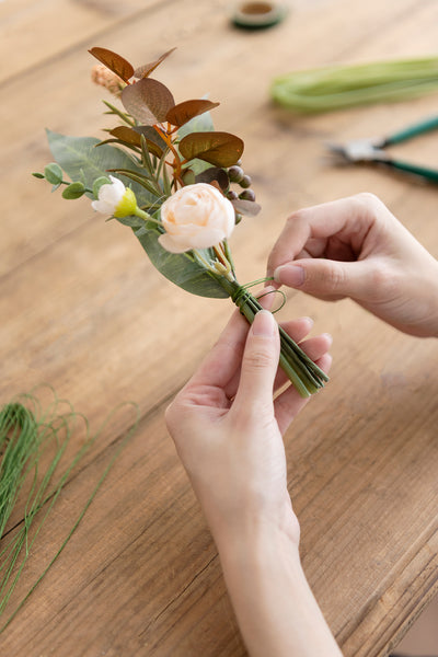 DIY Supporting Flower Boxes in Romantic Marsala