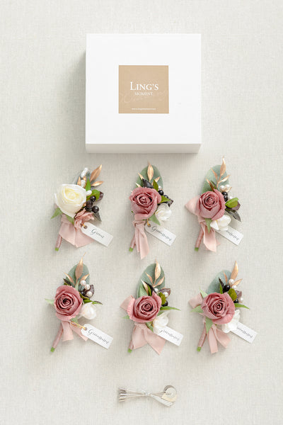 Boutonnieres in Dusty Rose & Mauve