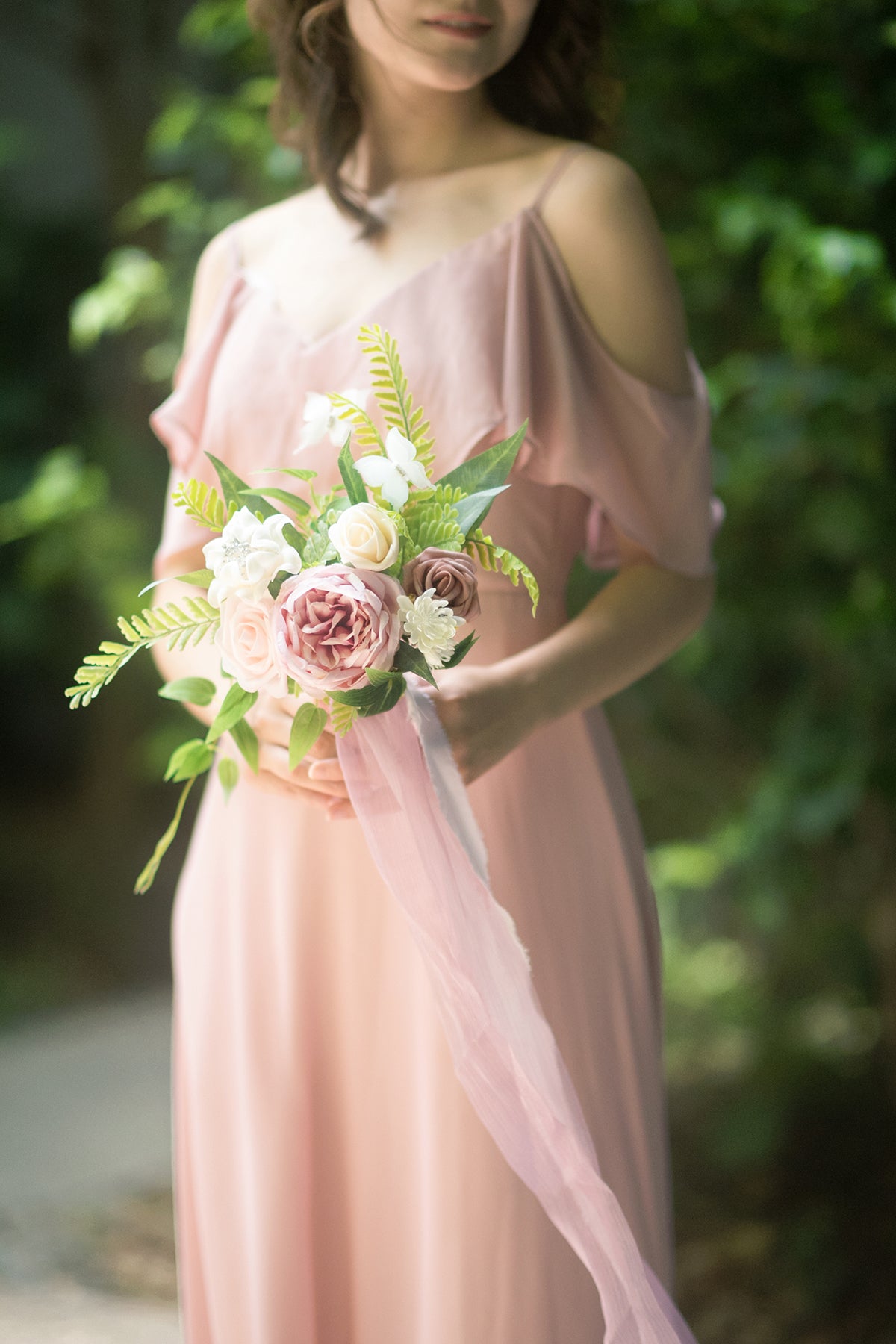 Bridesmaid Posy in Dusty Rose & Ivory