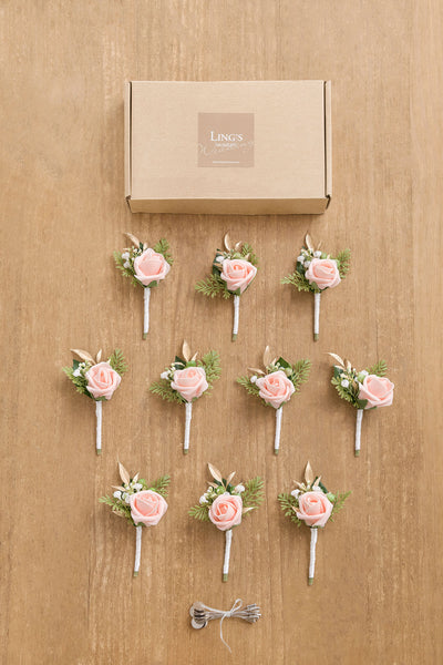 Boutonnieres for Guests in Blush & Cream