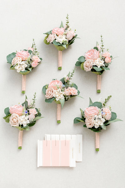 Bridesmaid Posy in Blush & Cream