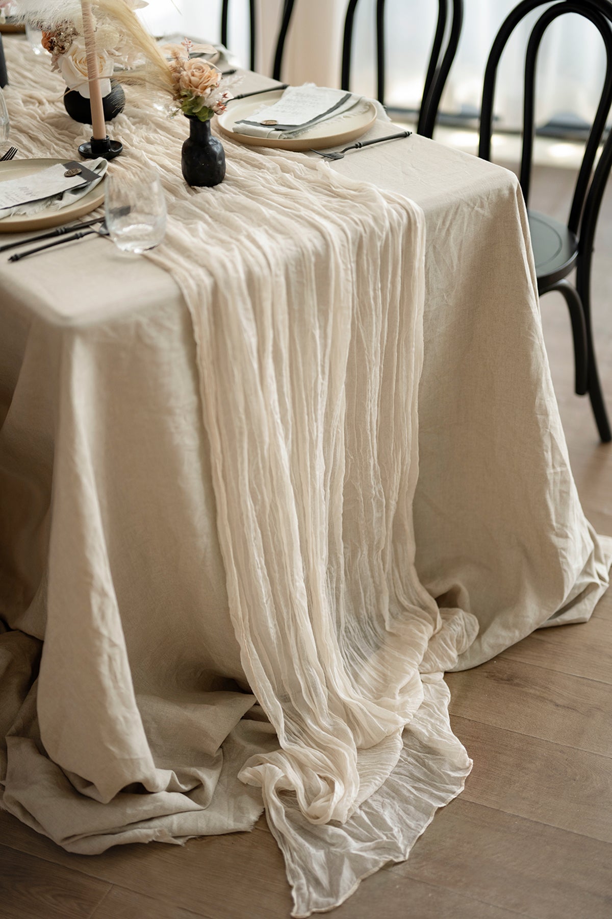 Table Linens in White & Beige – Ling's Moment