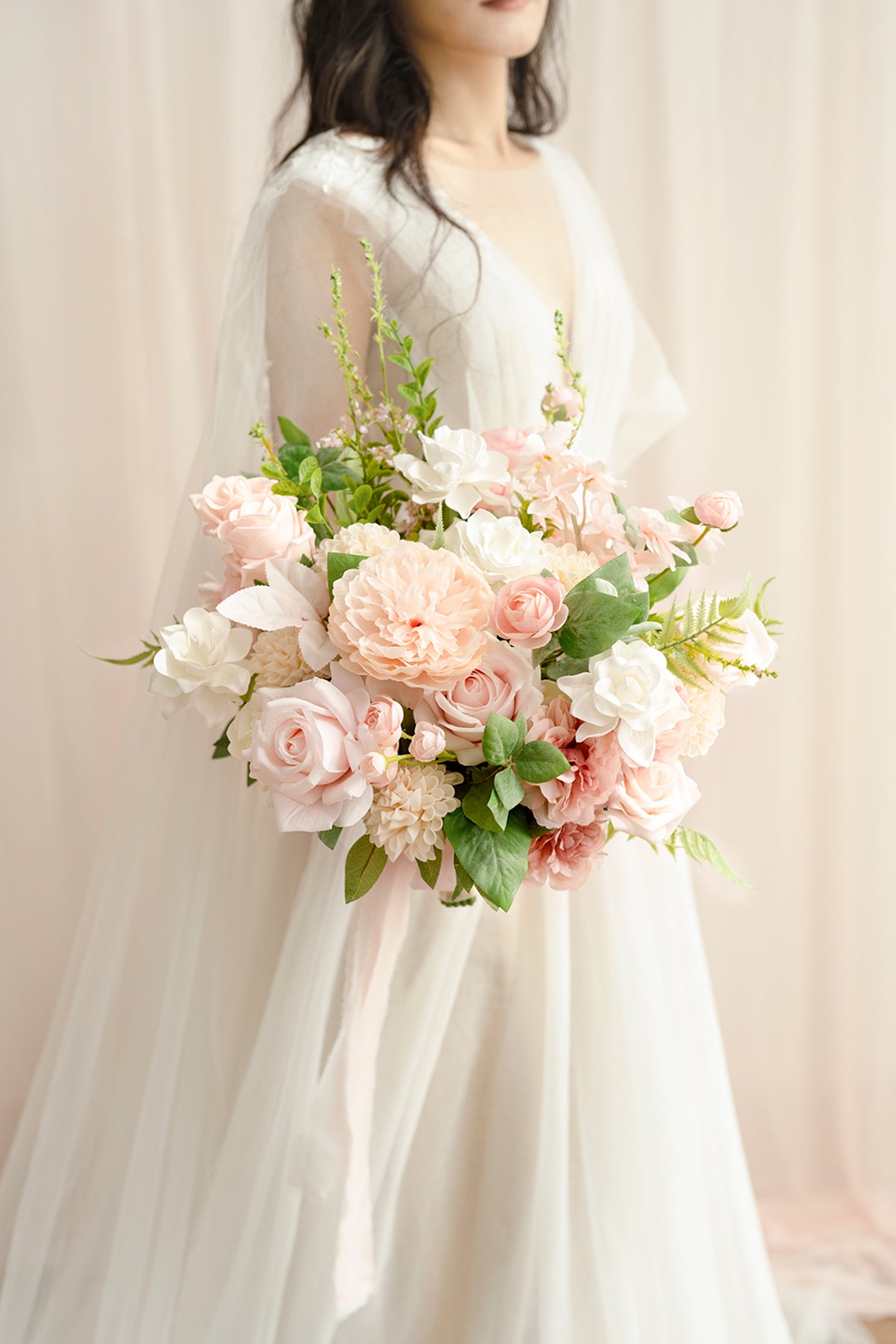 Medium Free-Form Bridal Bouquet in Blush & Cream