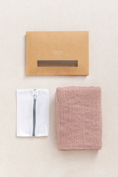 Table Linens in Dusty Rose & Navy