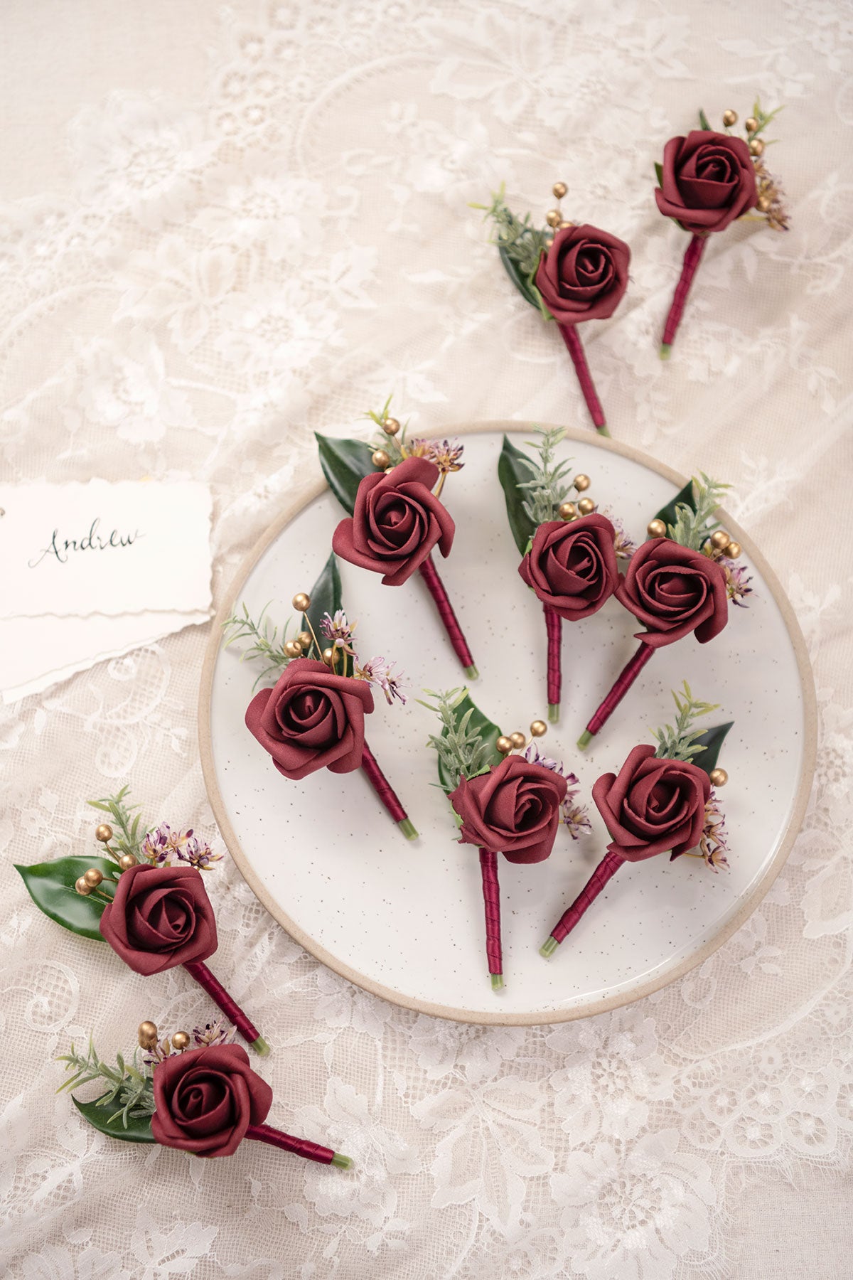 Boutonnieres for Guests in Burgundy